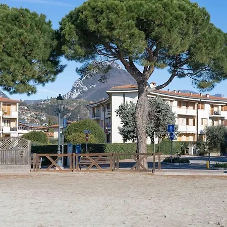 50 Metri Dal Alba * Toscolano Maderno